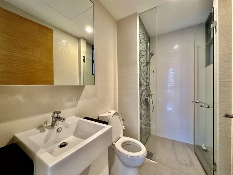 My Manhattan, 35 Simei Street 3, 2 Bedrooms, 936 sqft, Condominium For Sale, by Brent Wang, 60071606 - Bathroom - PropertyGuru.com.sg