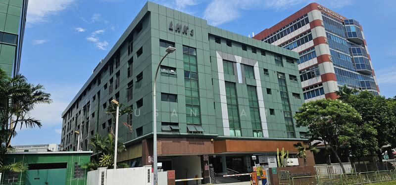 Lhk3 Building, 8 New Industrial Road, 4,069 sqft, Light Industrial (B1) For Sale, by Susan Lam, 60071861 - Exterior - CommercialGuru.com.sg