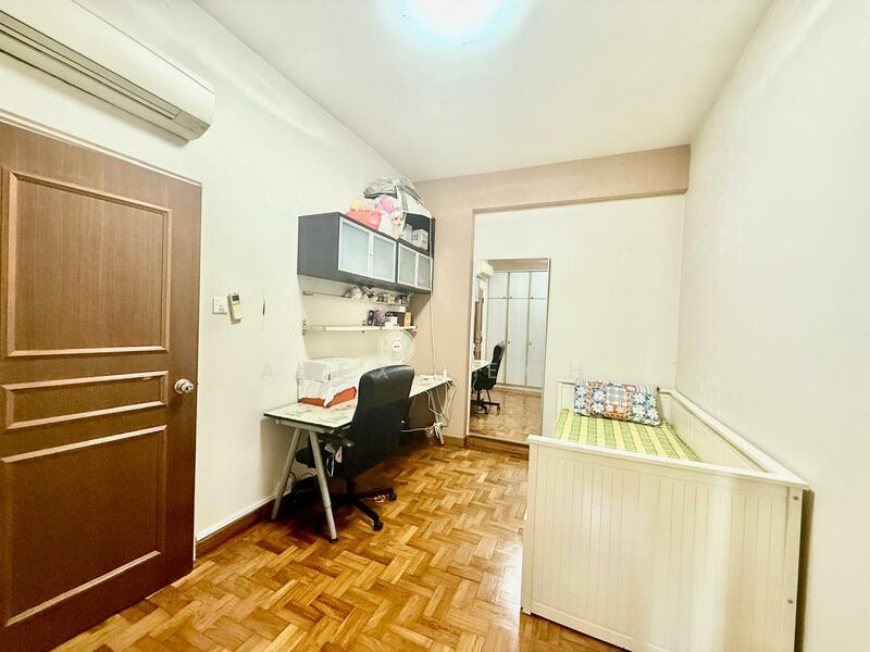 For Rent - Hillview Park
