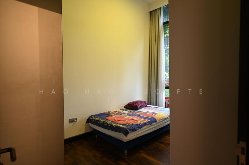 Martin Modern Apartment For Sale at S$ 4,000,000 | PropertyGuru Singapore - Bedroom