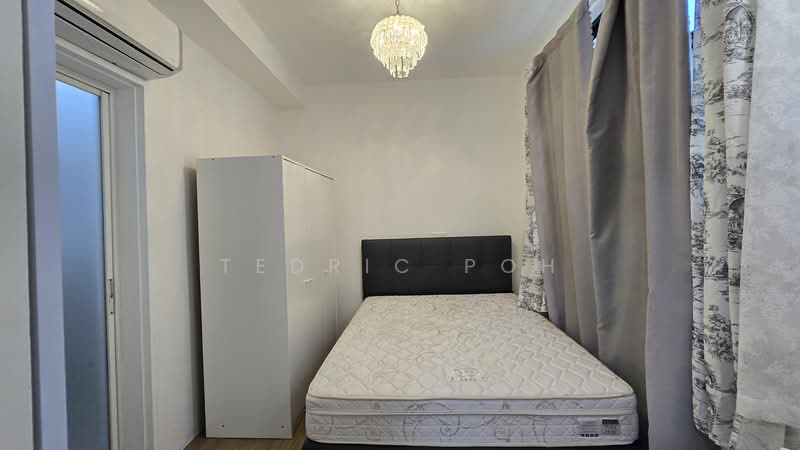 Mandarin Gardens, 1 Siglap Road, 2 Bedrooms, 829 sqft, Condominium For Sale, by Tedric Poh, 60072187 - Bedroom - PropertyGuru.com.sg