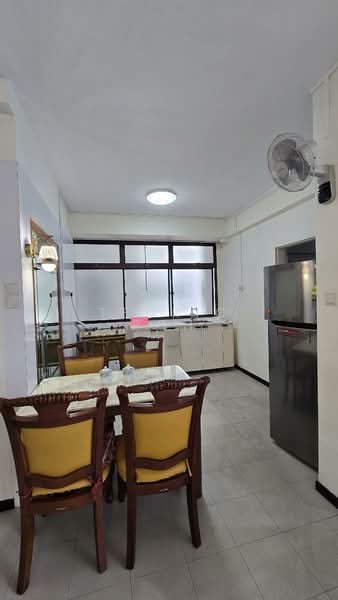 Mandarin Gardens, 1 Siglap Road, 2 Bedrooms, 829 sqft, Condominium For Sale, by Tedric Poh, 60072187 - Dining Room - PropertyGuru.com.sg
