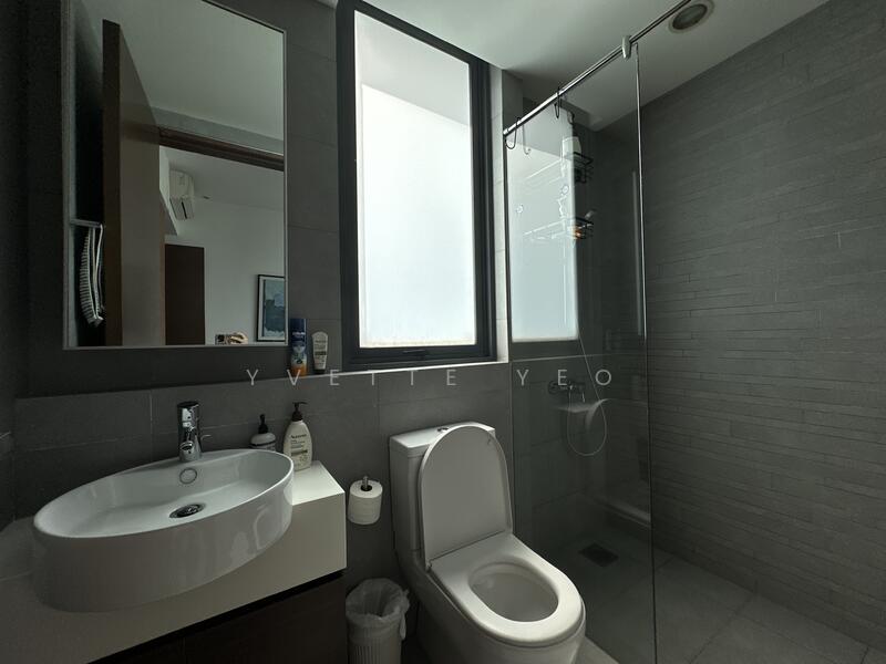 The Suites @ Central, 57B Devonshire Road, 4 Bedrooms, 1,701 sqft, Condominium For Rent, by Yvette Yeo 杨丽颖, 60072204 - Junior Master Ensuite - PropertyGuru.com.sg