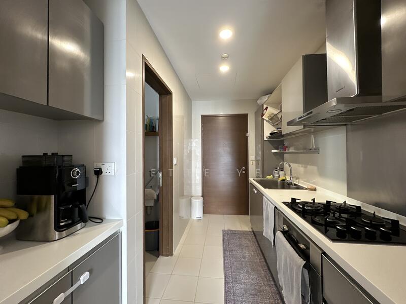 The Suites @ Central, 57B Devonshire Road, 4 Bedrooms, 1,701 sqft, Condominium For Rent, by Yvette Yeo 杨丽颖, 60072204 - Wet Kitchen with Back Access - PropertyGuru.com.sg