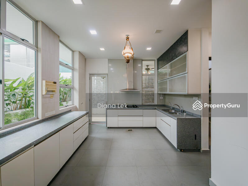 For Rent - Brighton Ave Bungalow