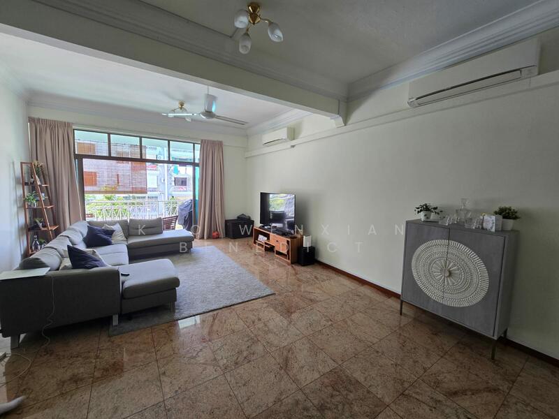 Katong Gardens, 235 Tembeling Road, 3 Bedrooms, 1,948 sqft, Condominium For Rent, by Kho Wenxian Benedict, 60072364 - Living Room - PropertyGuru.com.sg