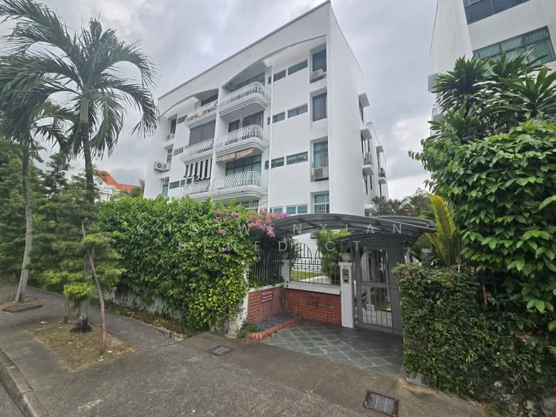 Katong Gardens, 235 Tembeling Road, 3 Bedrooms, 1,948 sqft, Condominium For Rent, by Kho Wenxian Benedict, 60072364 - Exterior - PropertyGuru.com.sg
