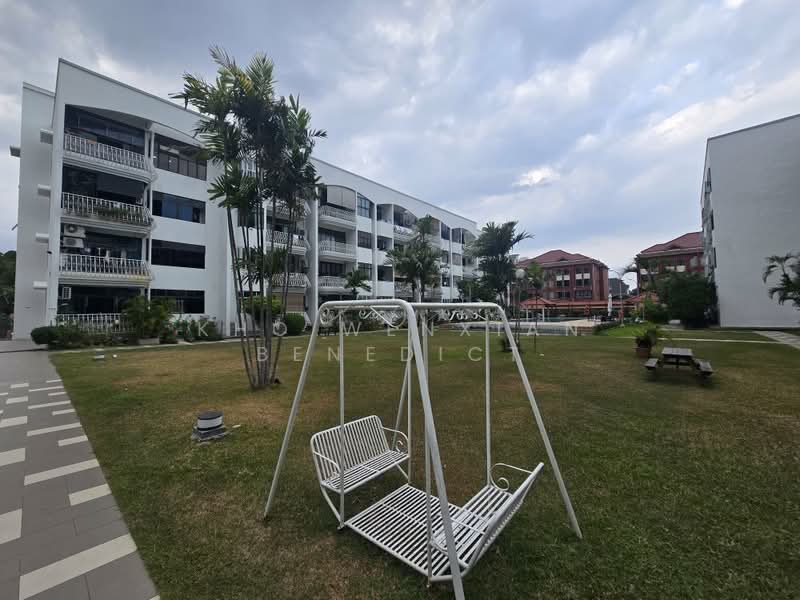 Katong Gardens, 235 Tembeling Road, 3 Bedrooms, 1,948 sqft, Condominium For Rent, by Kho Wenxian Benedict, 60072364 - Exterior - PropertyGuru.com.sg