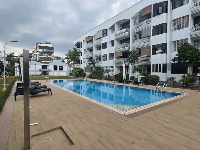 Katong Gardens, 235 Tembeling Road, 3 Bedrooms, 1,948 sqft, Condominium For Rent, by Kho Wenxian Benedict, 60072364 - Pool - PropertyGuru.com.sg
