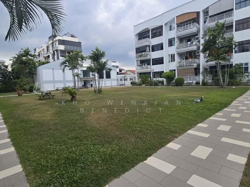 Katong Gardens, 235 Tembeling Road, 3 Bedrooms, 1,948 sqft, Condominium For Rent, by Kho Wenxian Benedict, 60072364 - Kids Lawn area - PropertyGuru.com.sg