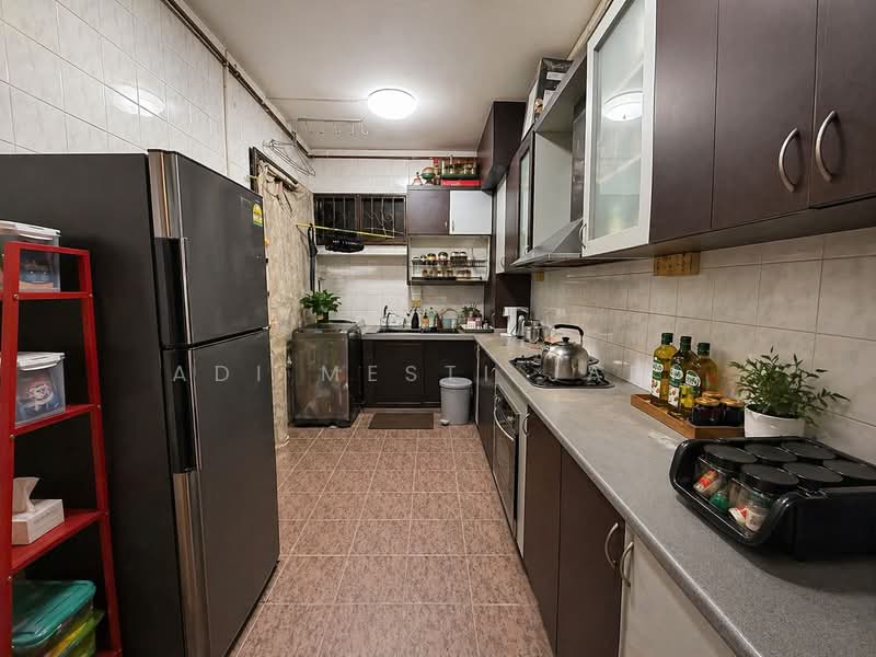 663B Jurong West Street 65, 663B Jurong West Street 65, 3 Bedrooms, 1,184 sqft, HDB Flat For Sale, by Adi Mesti Jadi, 60072528 - Kitchen - PropertyGuru.com.sg