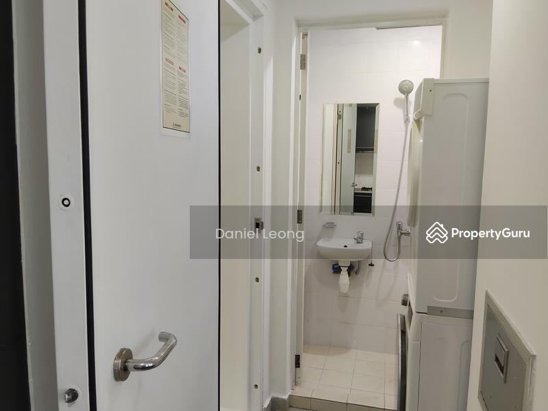 Helper's room & toilet 