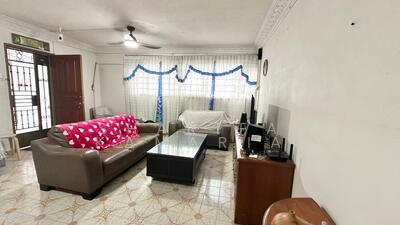 For Sale - 334 Hougang Avenue 5