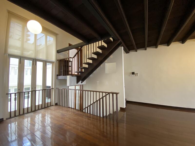 2nd floor Family Area - Open Concept