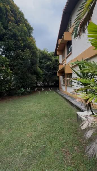 Mayflower Gardens, Mayflower Drive, 4 Bedrooms, 1,800 sqft, Semi-Detached House For Sale, by Marcus Toh, 60072964 - Exterior - PropertyGuru.com.sg