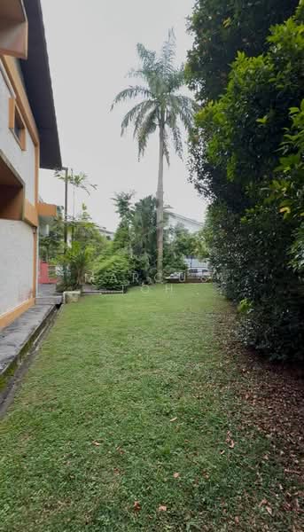 Mayflower Gardens, Mayflower Drive, 4 Bedrooms, 1,800 sqft, Semi-Detached House For Sale, by Marcus Toh, 60072964 - Exterior - PropertyGuru.com.sg