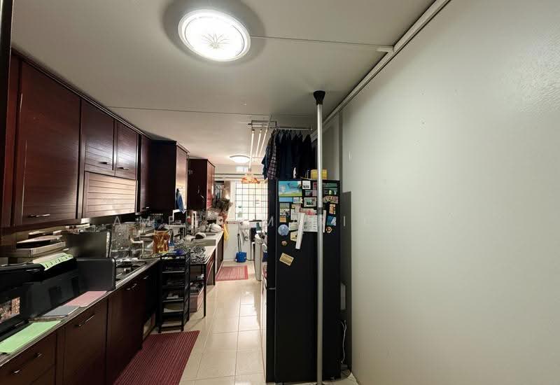 446 Tampines Street 42, 446 Tampines Street 42, Pasir Ris / Tampines, 3 Bedrooms, 1,130 sqft, HDB Flat For Sale, by Ameer Marican, 60073122 - Kitchen - PropertyGuru.com.sg
