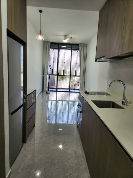 Parc Komo, 965 Upper Changi Road North, 2 Bedrooms, 721 sqft, Condominium For Rent, by Vinay Gulab Khanchandani ( Vincent ), 60073177 - Kitchen - PropertyGuru.com.sg