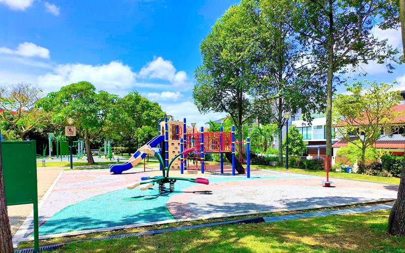Extensive Variety of Landed-Detached, Lucky Heights Estate, 10+ Bedrooms, 9,500 sqft, Detached House For Sale, by CHEN ., 60073204 - Others - PropertyGuru.com.sg