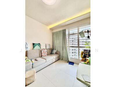 For Sale - 286A Compassvale Crescent