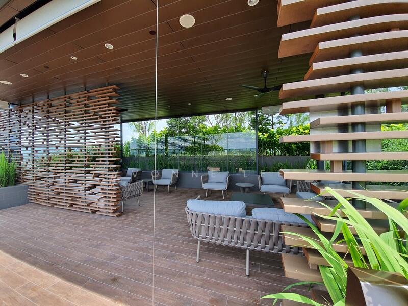 Woods Square, 8 Woodlands Square, Admiralty / Woodlands, 560 sqft, Office For Sale, by Yvonne Lee, 60073462 - CommercialGuru.com.sg