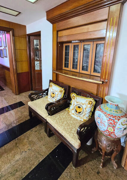 For Sale - 940 Hougang Street 92