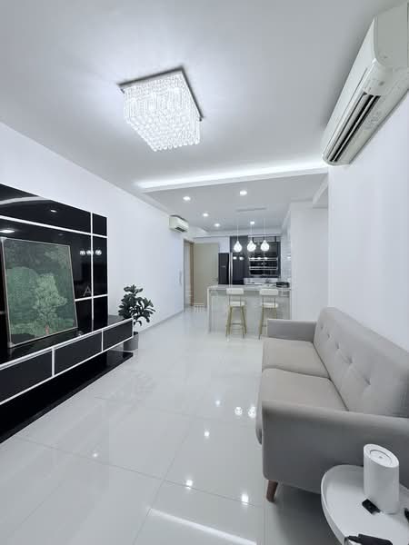 Esparina Residences, 117 Compassvale Bow, 2 Bedrooms, 678 sqft, Executive Condominium For Rent, by Anthea Yeo 杨丽娇, 60073597 - Living Room - PropertyGuru.com.sg