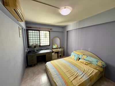 For Rent - 697 Hougang Street 61