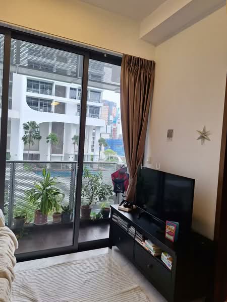 Spottiswoode 18, 18 Spottiswoode Park Road, 1 Bedroom, 388 sqft, Condominium For Rent, by Helen HU, 60073773 - Living Room - PropertyGuru.com.sg