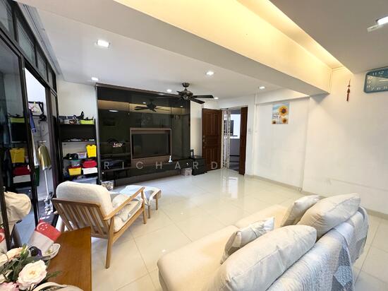 For Sale - 291C Compassvale Street