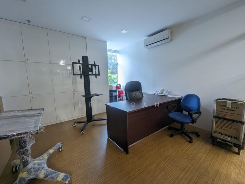 EPL Building, 1100 Lower Delta Road, 3,200 sqft, Light Industrial (B1) For Rent, by Eric Gan, 60074004 - 3,300 sqft, 3rd floor Unit - CommercialGuru.com.sg