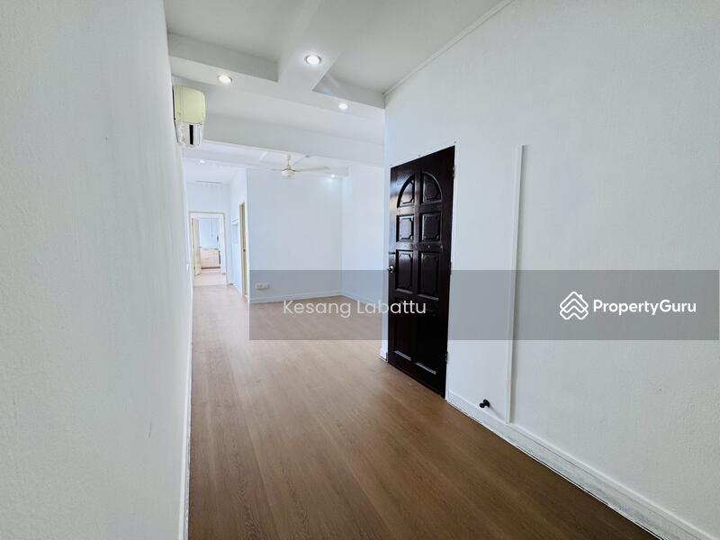 For Rent - Greenwood avenue
