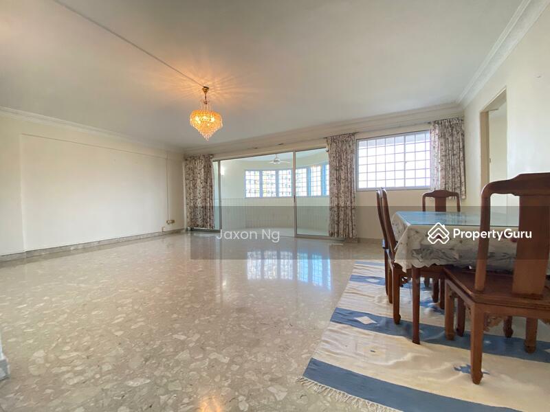 For Sale - 405 Sin Ming Avenue