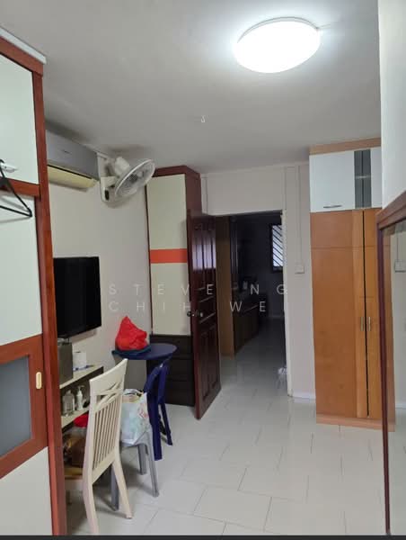 934 Jurong West Street 91, 934 Jurong West Street 91, 3 Bedrooms, 1,100 sqft, HDB Flat For Rent, by Steve Ng Chih Wei, 60074410 - Bedroom - PropertyGuru.com.sg