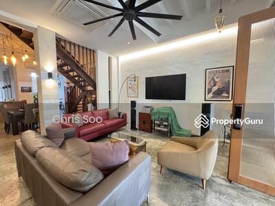 For Rent - East Coast Vicinity Tastefully Renovated 2:5 Inter Terrace