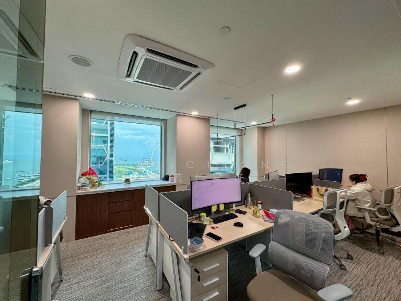 OUE Downtown 2, 6 Shenton Way, 5,209 sqft, Office For Rent, by Patrick Ong 王鹏若(安仔), 60074560 - CommercialGuru.com.sg