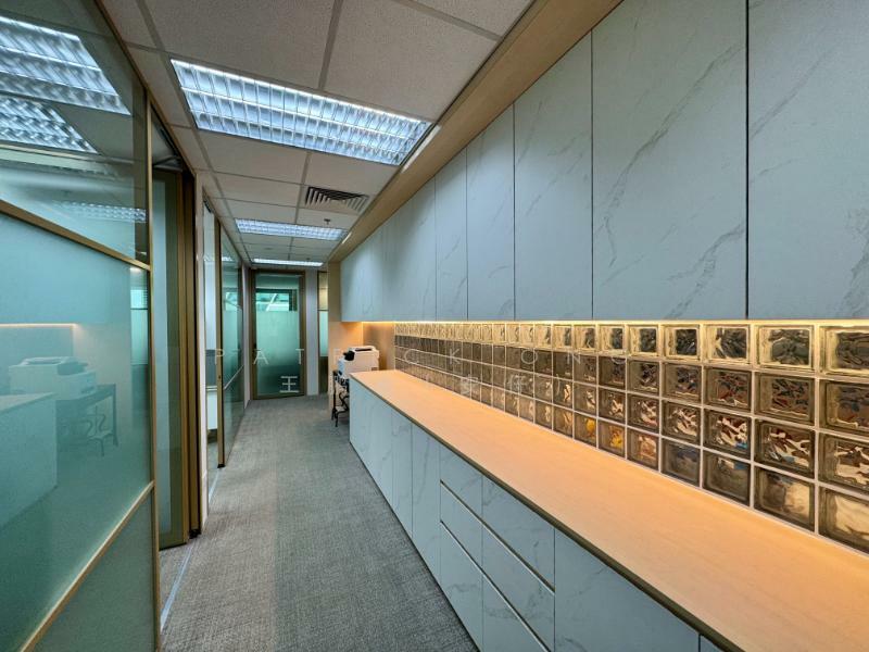 OUE Downtown 2, 6 Shenton Way, 5,209 sqft, Office For Rent, by Patrick Ong 王鹏若(安仔), 60074560 - CommercialGuru.com.sg