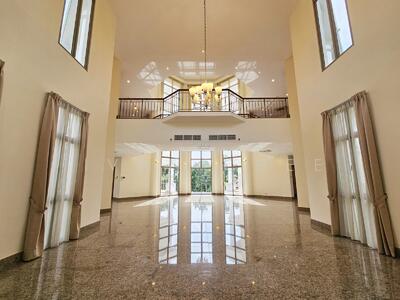 For Rent - BEAUTIFUL GOOD CLASS BUNGALOW FOR RENT (NEAR JELITA MALL HOLLAND VILLAGE)