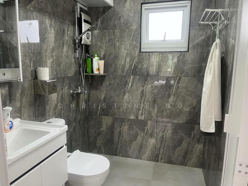208B Punggol Place, 208B Punggol Place, Hougang / Punggol / Sengkang, 1 Bedroom, 721 sqft, HDB Flat For Rent, by Christine Ng, 60074660 - Bathroom - PropertyGuru.com.sg
