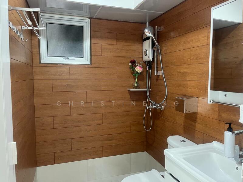 208B Punggol Place, 208B Punggol Place, Hougang / Punggol / Sengkang, 1 Bedroom, 721 sqft, HDB Flat For Rent, by Christine Ng, 60074660 - Bathroom - PropertyGuru.com.sg