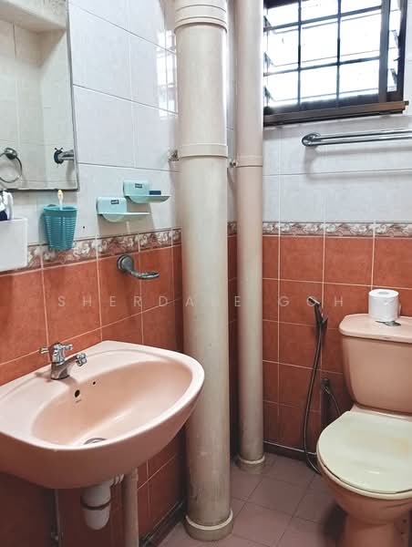 321B Anchorvale Drive, 321B Anchorvale Drive, Room Rental, 200 sqft, HDB Flat For Rent, by Sherdale Goh, 60074799 - Bathroom - PropertyGuru.com.sg