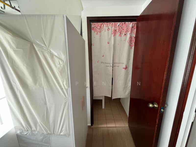 Westmere, 77 Jurong East Street 13, Room Rental, 100 sqft, Condominium For Rent, by Stephen Tan, 60074977 - Bathroom - PropertyGuru.com.sg