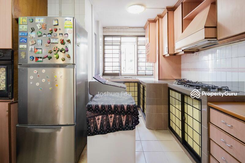 For Sale - 887 Tampines Street 81