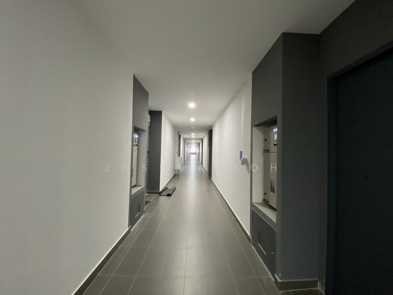 Nordcom II, 2 Gambas Crescent, 1,658 sqft, Light Industrial (B1) For Rent, by Joshua Goh, 60075116 - Neat and Spacious Corridor - CommercialGuru.com.sg