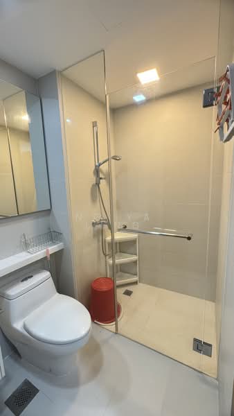 The Topiary, 13 Fernvale Lane, Studio, 250 sqft, Executive Condominium For Rent, by Ng Ya Ling, 60075137 - Bathroom - PropertyGuru.com.sg