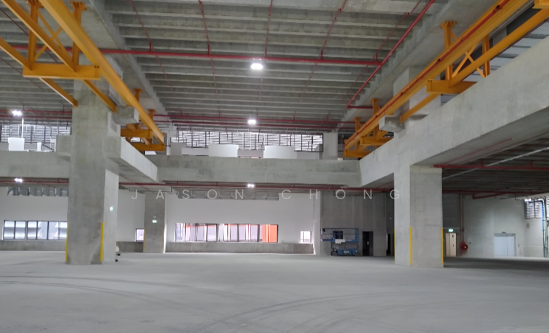 Warehouse, Jurong, 20 tons Overhead Cranes, Dedicated Loading Bays, 12m ceiling, MRT, Warehouse Over Crane, 72,000 sqft, Warehouse For Rent, by Jason Chong, 60075162 - CommercialGuru.com.sg
