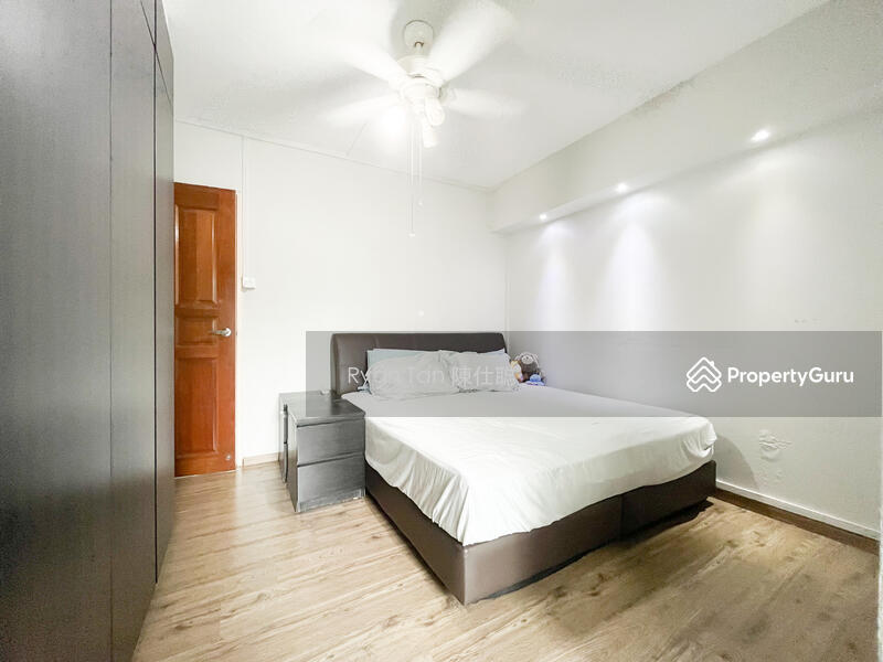 For Sale - 402 Serangoon Avenue 1