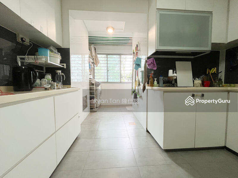 For Sale - 402 Serangoon Avenue 1