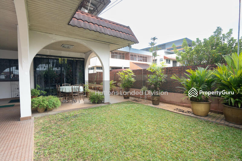 For Sale - 2 Sty Freehold Corner Terrace Walk to MRT @ $15xx PSF