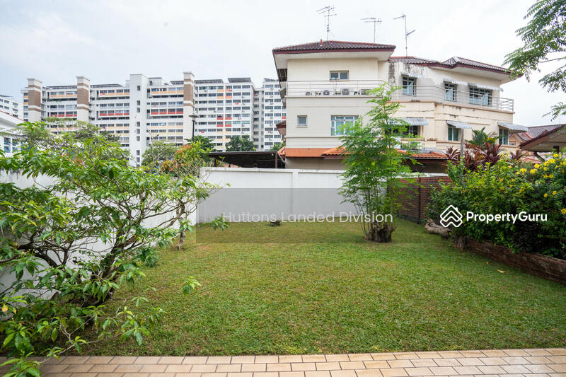 For Sale - 2 Sty Freehold Corner Terrace Walk to MRT @ $15xx PSF